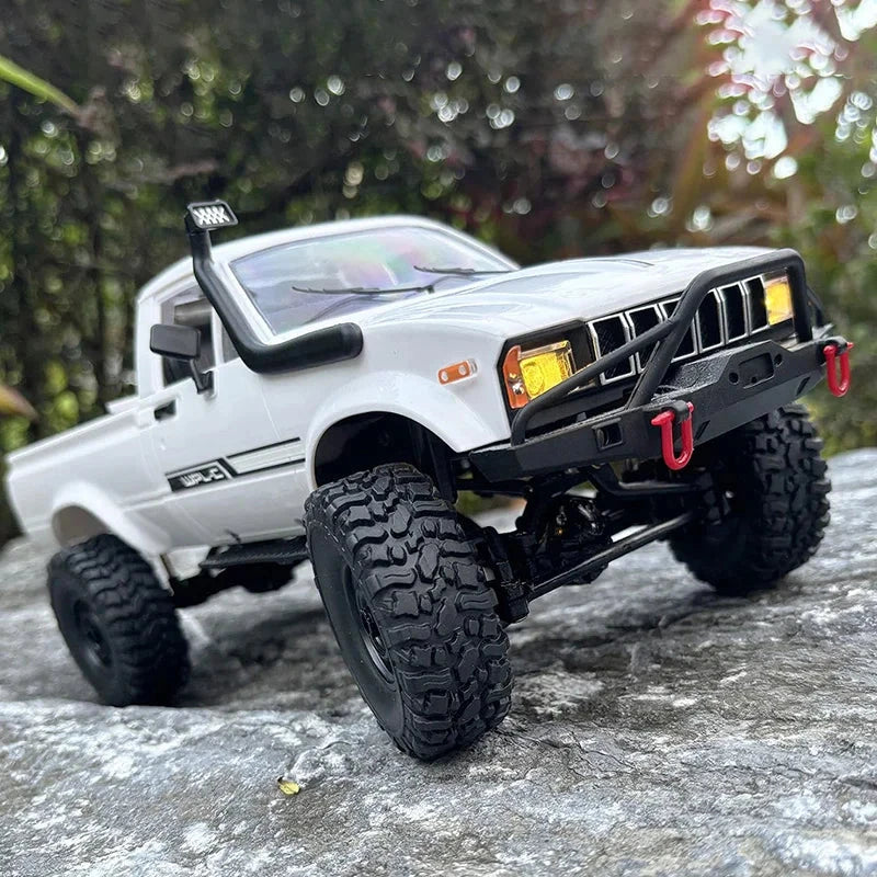Truck 4WD 1/16 Remote Control